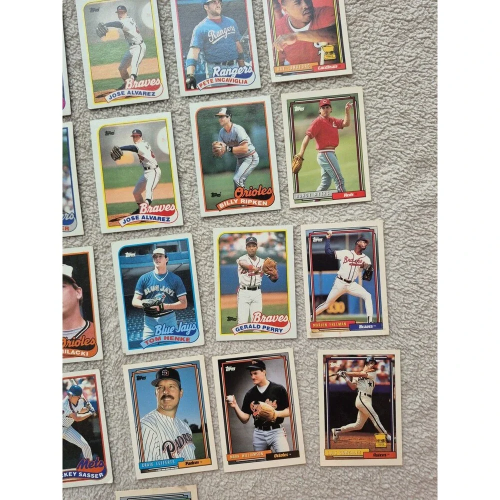 1989 Topps Baseball Card Lot 31 Cards Mark McLemore Billy Ripken Galarraga MLB